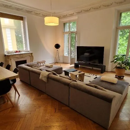 Bourgeois Palais *