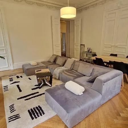 Bourgeois Palais